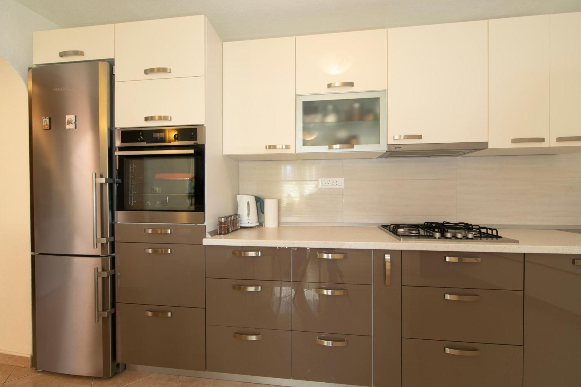 Apartmani Darinka Baska Voda Bagian luar foto