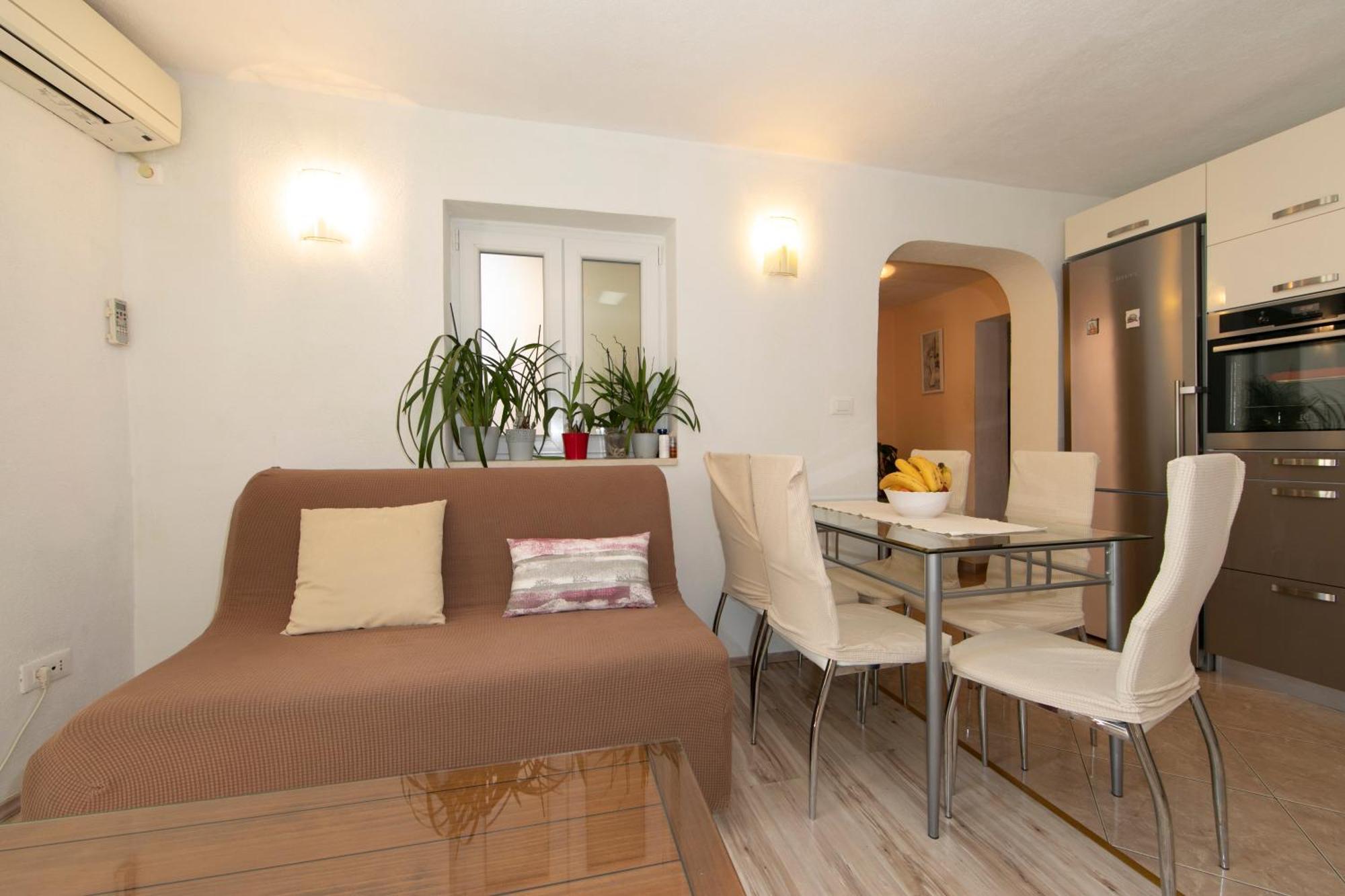 Apartmani Darinka Baska Voda Bagian luar foto