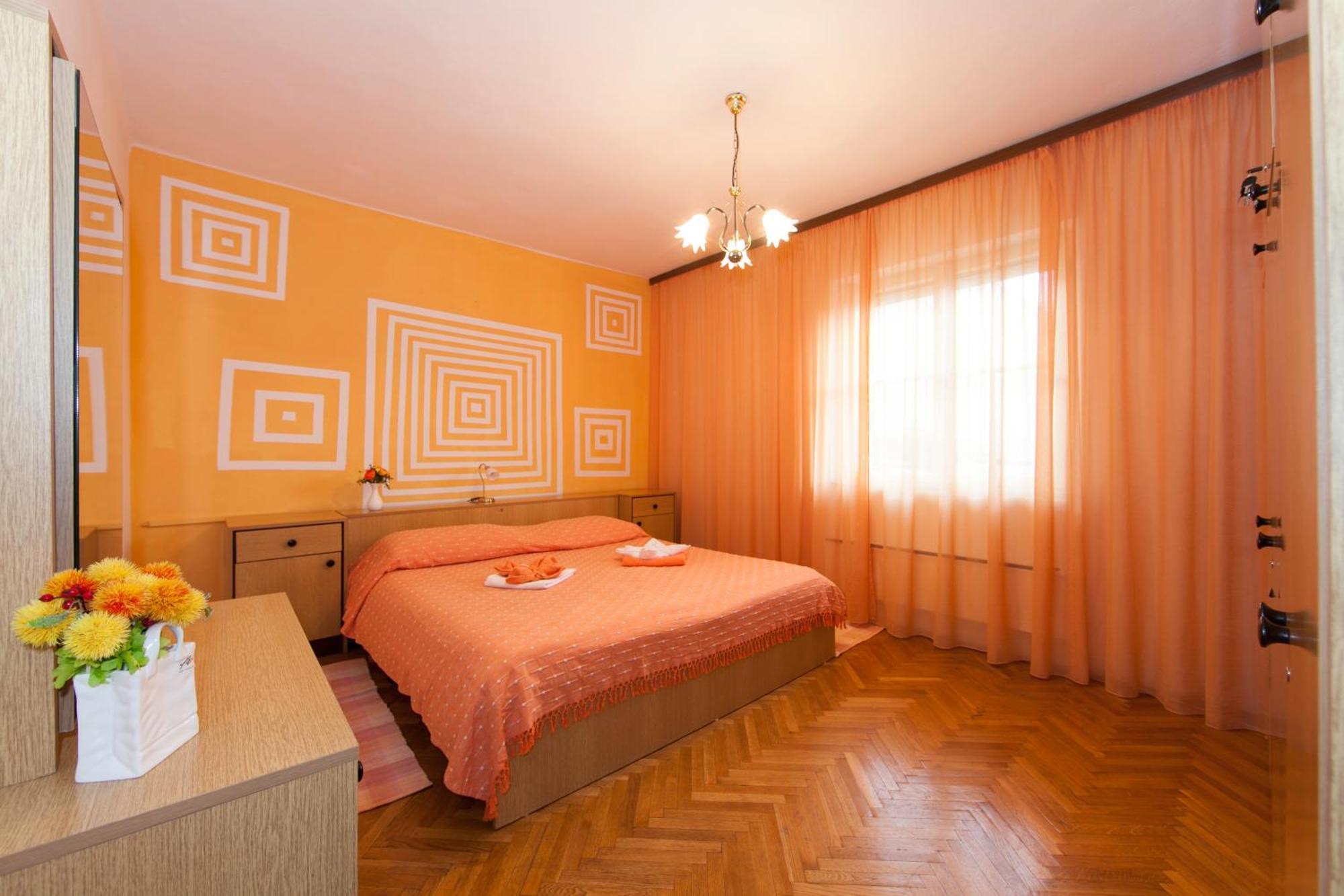 Apartmani Darinka Baska Voda Bagian luar foto