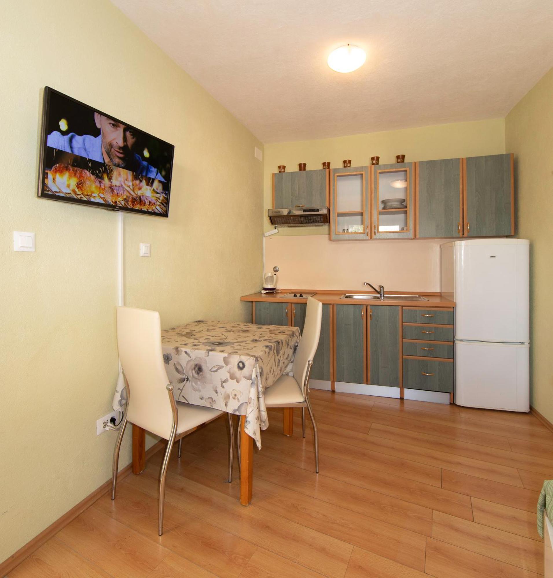 Apartmani Darinka Baska Voda Bagian luar foto
