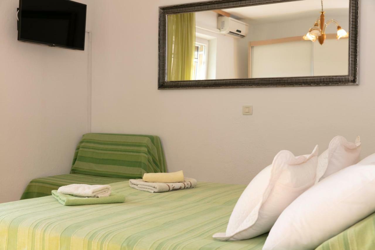 Apartmani Darinka Baska Voda Bagian luar foto